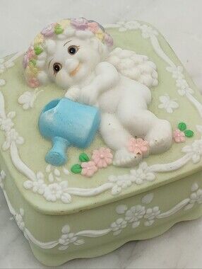 Vintage Dreamsicles Trinket Box Ring Box Cherub Floral Garden Green White 2"